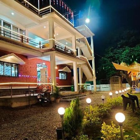 Hotel Sunshine Sea View Alībāg Exterior foto