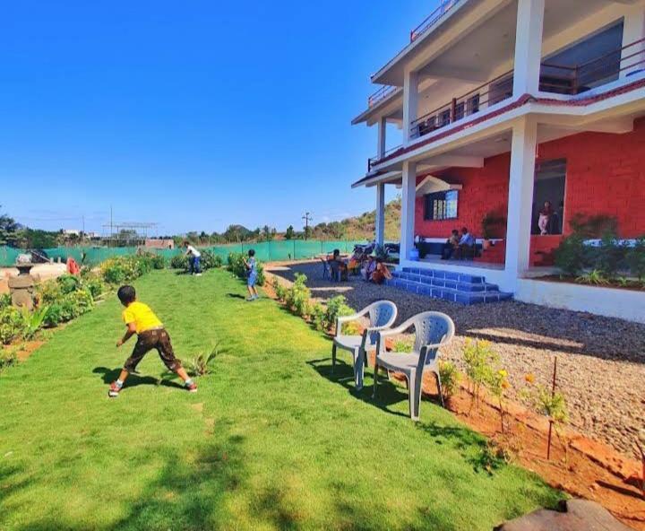 Hotel Sunshine Sea View Alībāg Exterior foto
