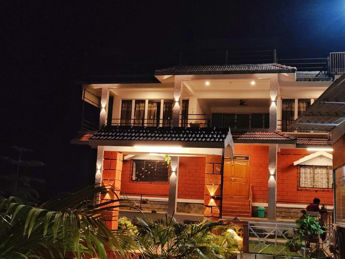 Hotel Sunshine Sea View Alībāg Exterior foto