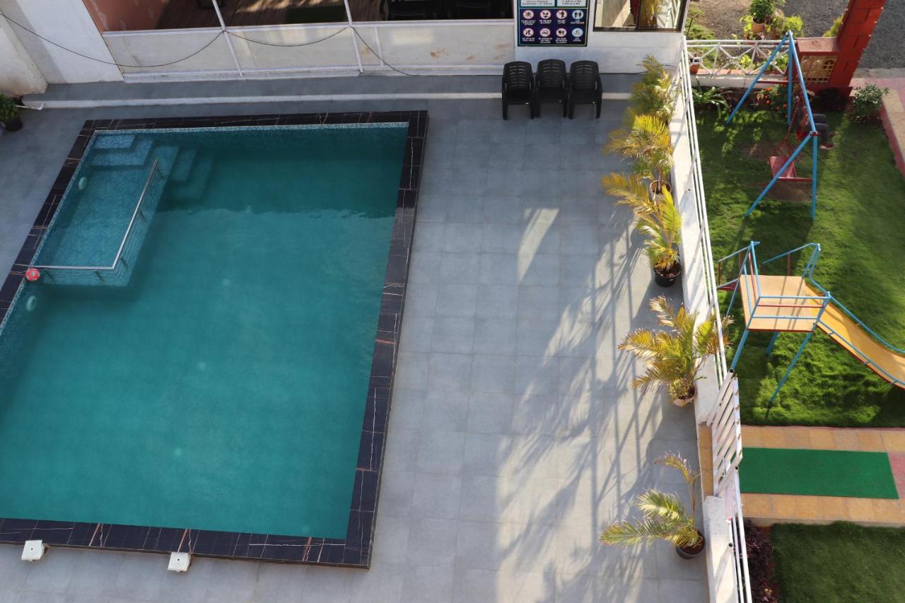Hotel Sunshine Sea View Alībāg Exterior foto
