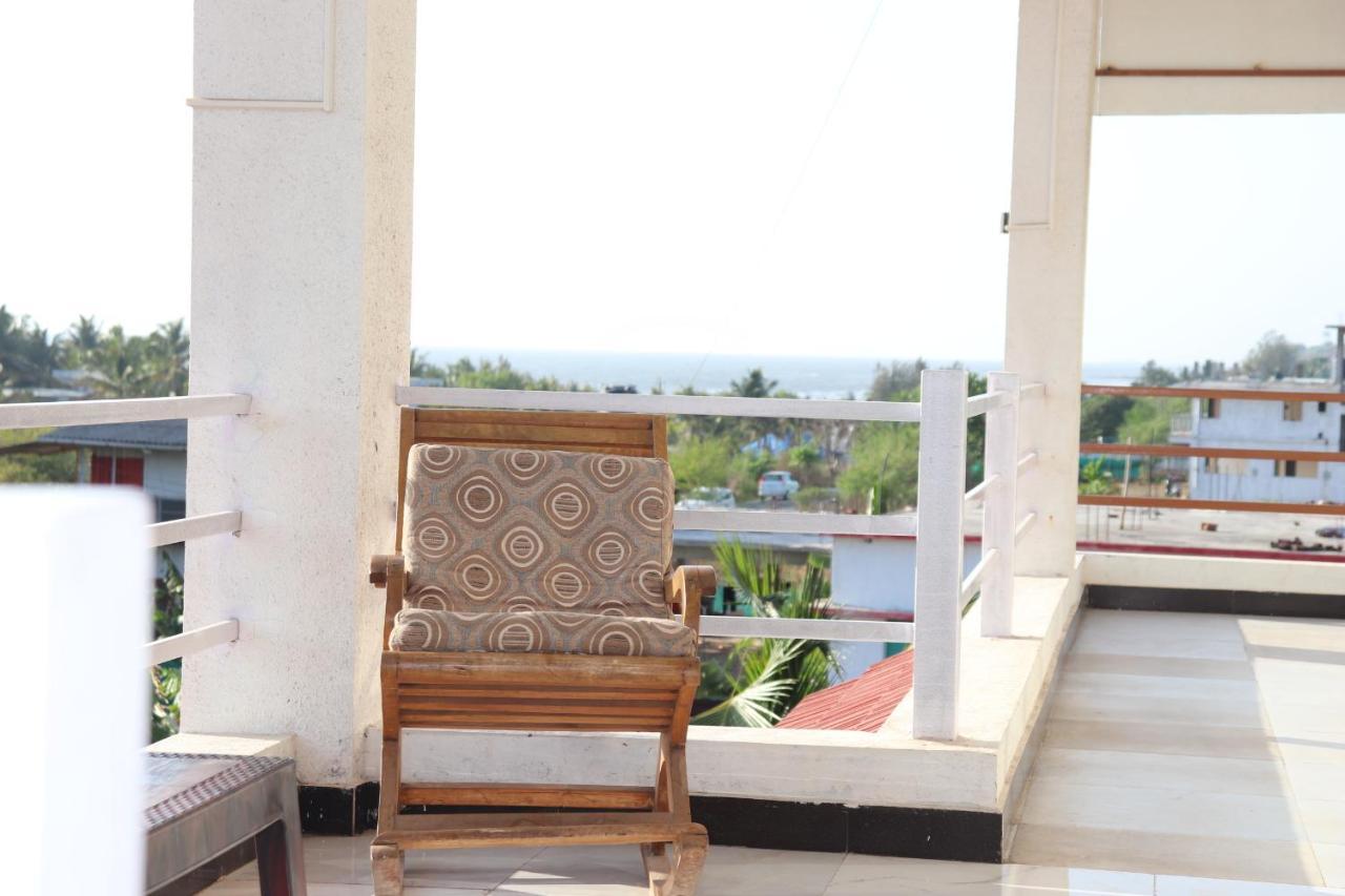 Hotel Sunshine Sea View Alībāg Exterior foto