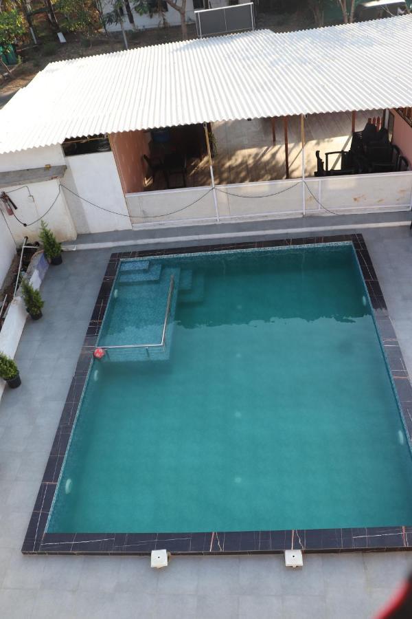 Hotel Sunshine Sea View Alībāg Exterior foto