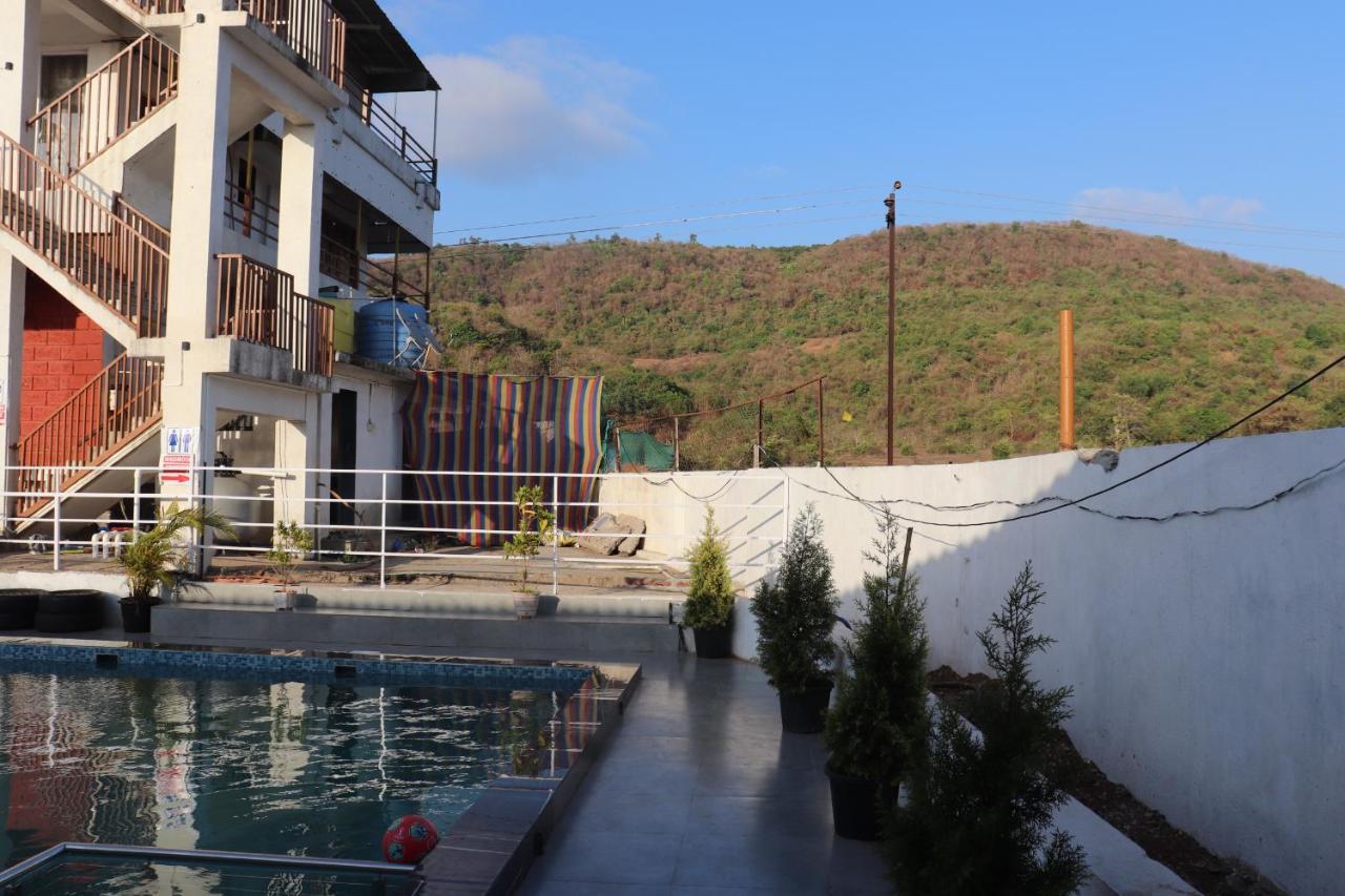 Hotel Sunshine Sea View Alībāg Exterior foto