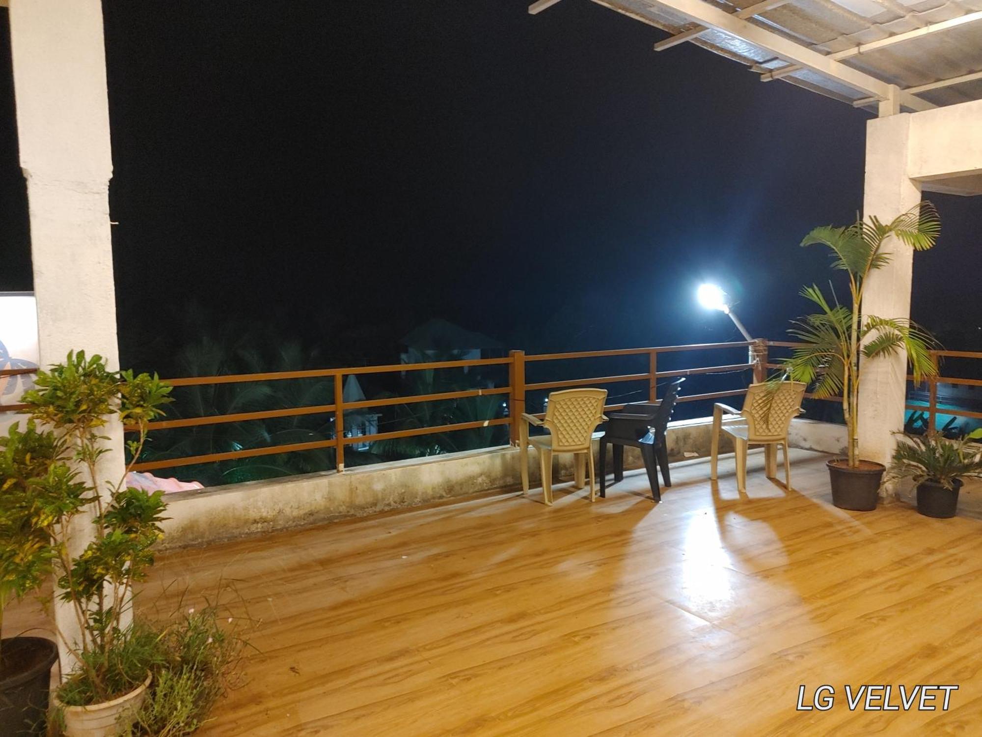 Hotel Sunshine Sea View Alībāg Exterior foto
